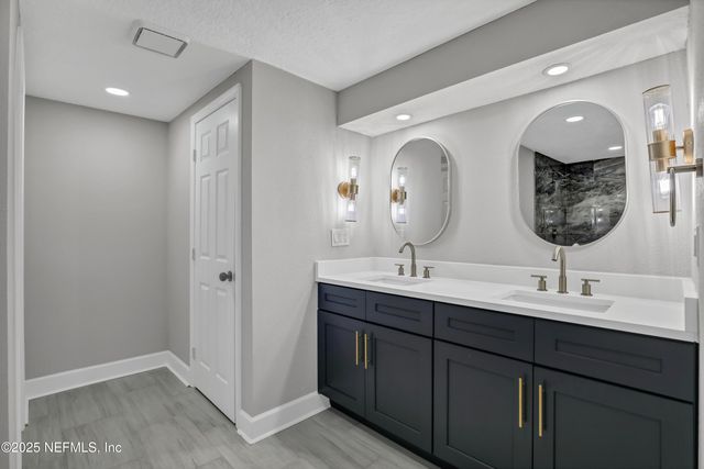 316 CYPRESS Avenue, Green Cove Springs, FL 32043