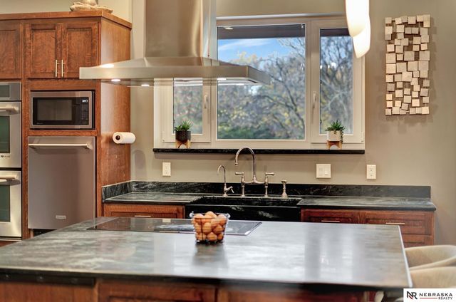 195 N 148th Street, Lincoln, NE 68527