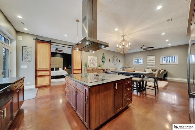 195 N 148th Street, Lincoln, NE 68527