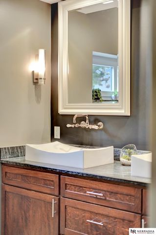 195 N 148th Street, Lincoln, NE 68527