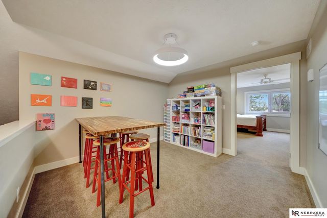 195 N 148th Street, Lincoln, NE 68527