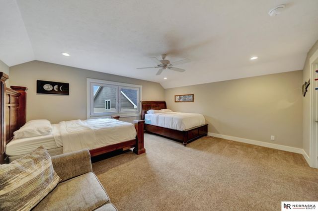 195 N 148th Street, Lincoln, NE 68527