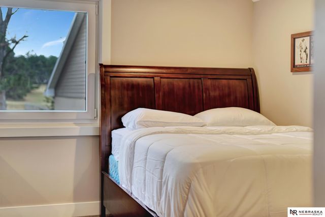 195 N 148th Street, Lincoln, NE 68527