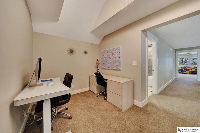 195 N 148th Street, Lincoln, NE 68527