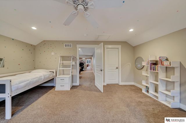 195 N 148th Street, Lincoln, NE 68527