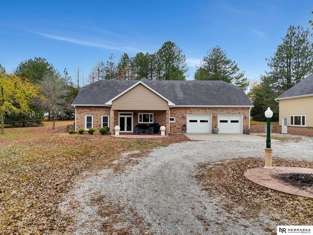 195 N 148th Street, Lincoln, NE 68527