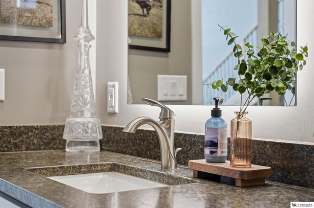 195 N 148th Street, Lincoln, NE 68527