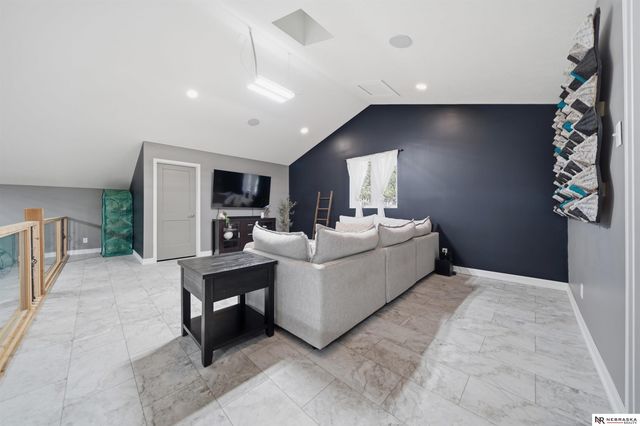 195 N 148th Street, Lincoln, NE 68527