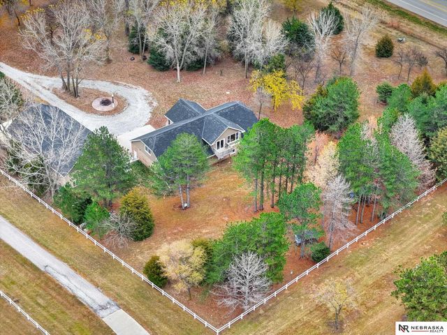 195 N 148th Street, Lincoln, NE 68527