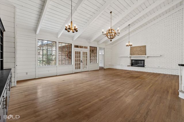 6439 Creswell Avenue, Shreveport, LA 71106