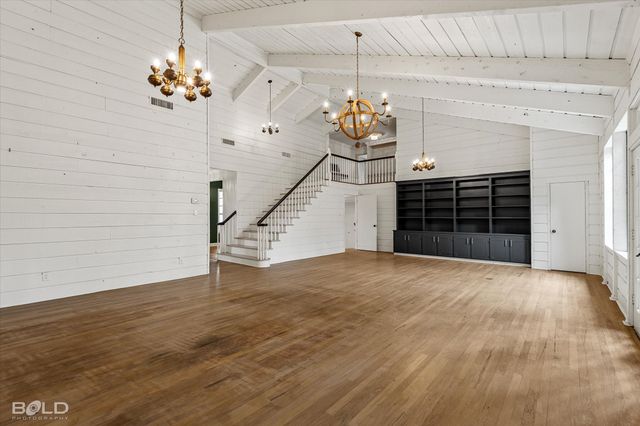 6439 Creswell Avenue, Shreveport, LA 71106