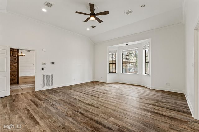 6439 Creswell Avenue, Shreveport, LA 71106