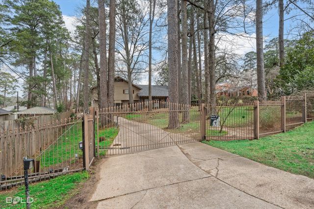 6439 Creswell Avenue, Shreveport, LA 71106