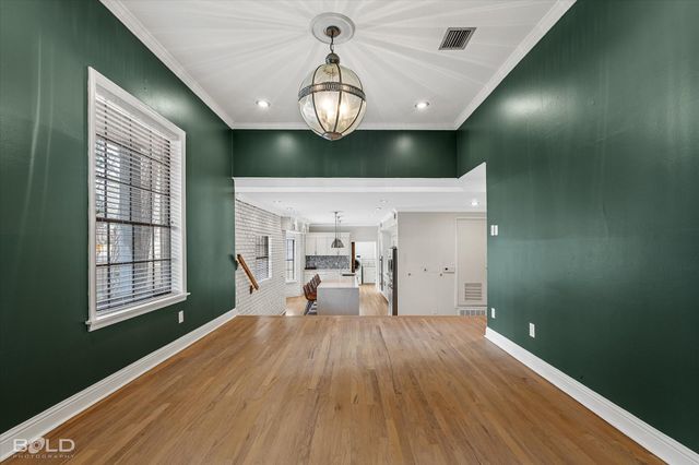 6439 Creswell Avenue, Shreveport, LA 71106