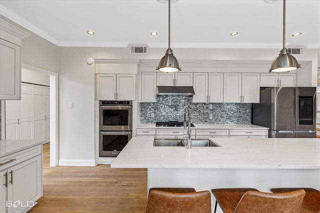 6439 Creswell Avenue, Shreveport, LA 71106