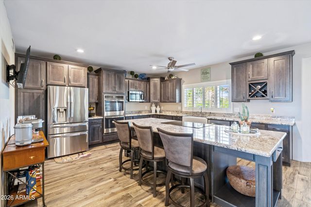 6026 E VERMILLION Circle, Mesa, AZ 85215