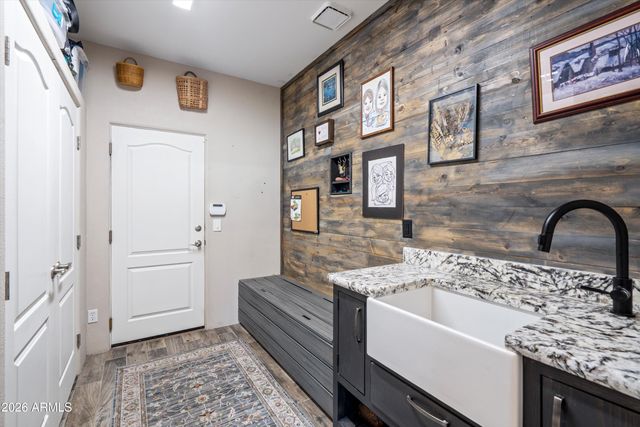 6026 E VERMILLION Circle, Mesa, AZ 85215