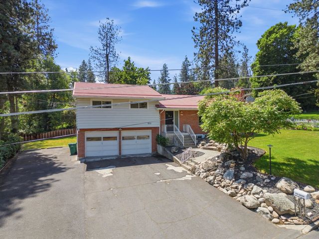 903 W HAWTHORNE Rd, Spokane, WA 99218