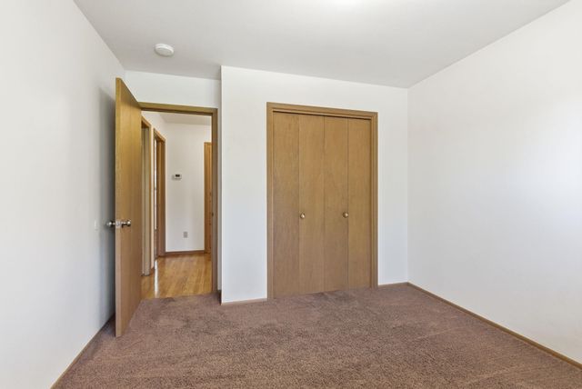 903 W HAWTHORNE Rd, Spokane, WA 99218