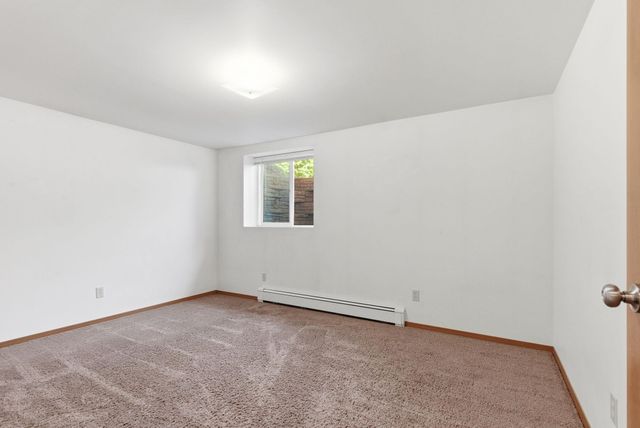 903 W HAWTHORNE Rd, Spokane, WA 99218