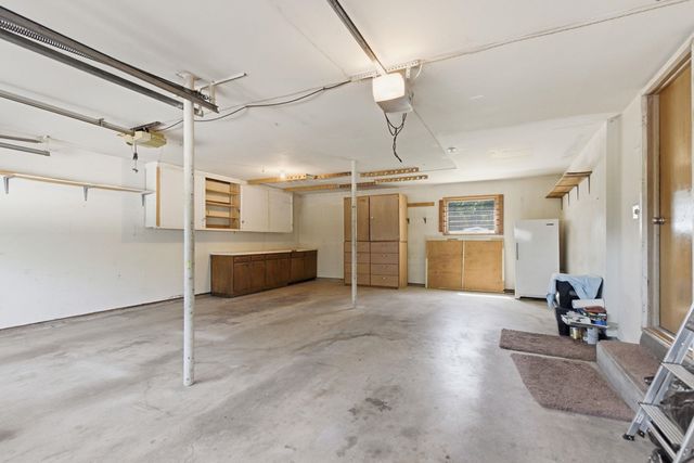 903 W HAWTHORNE Rd, Spokane, WA 99218