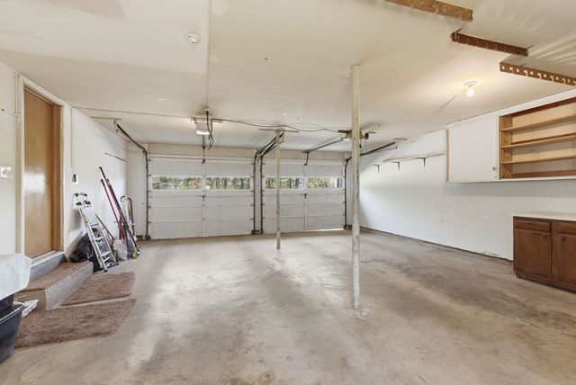 903 W HAWTHORNE Rd, Spokane, WA 99218