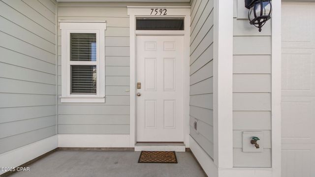 7592 Shadow Lake Drive, Panama City Beach, FL 32407
