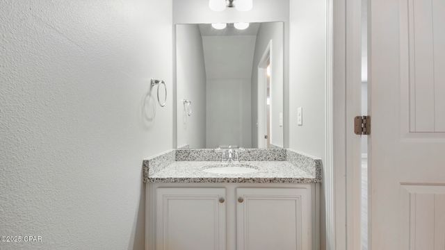 7592 Shadow Lake Drive, Panama City Beach, FL 32407