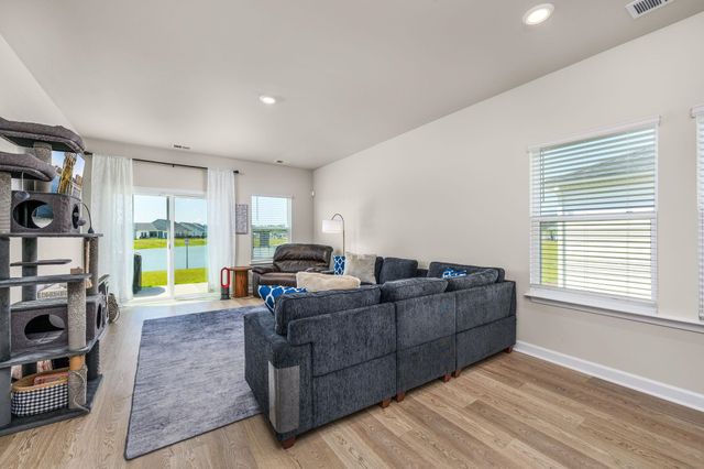 822 Cypress Preserve Circle, Longs, SC 29568