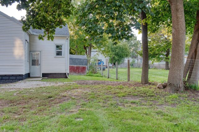 617 E Main Street, Owosso, MI 48867