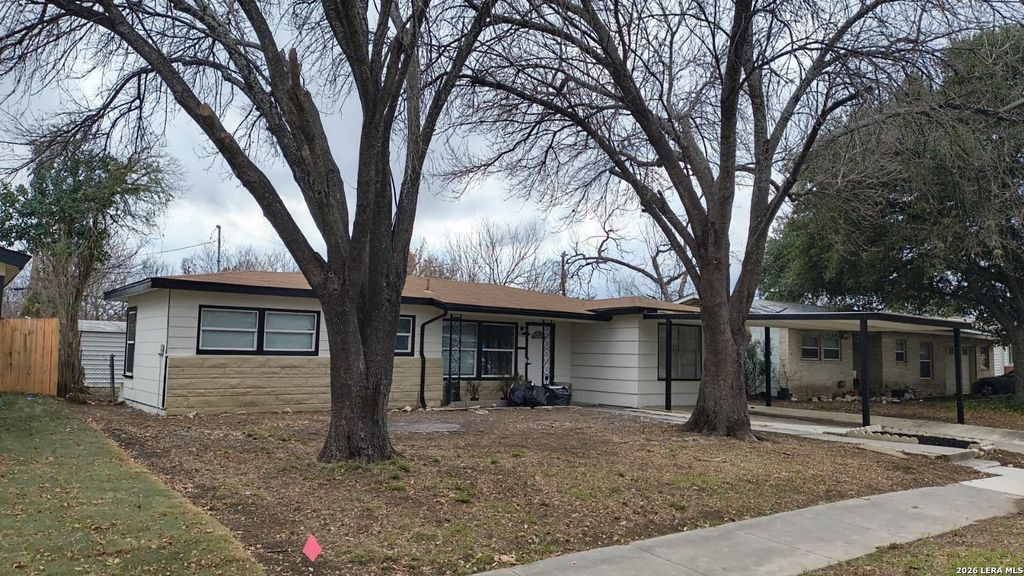 222 HILLWOOD, San Antonio, TX 78213