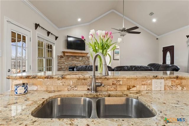 10514 Mesa Drive, Waco, TX 76708