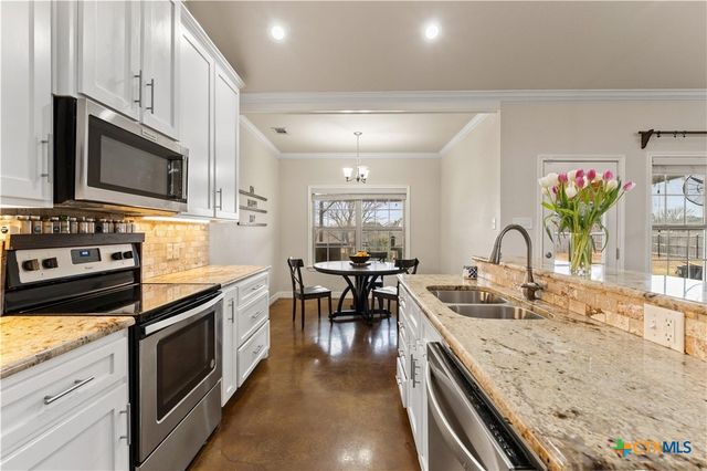 10514 Mesa Drive, Waco, TX 76708