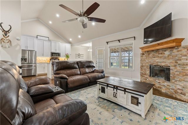 10514 Mesa Drive, Waco, TX 76708