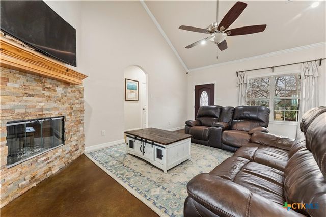 10514 Mesa Drive, Waco, TX 76708