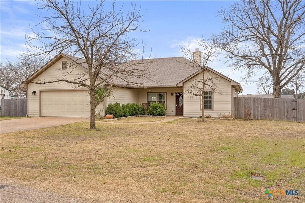 10514 Mesa Drive, Waco, TX 76708
