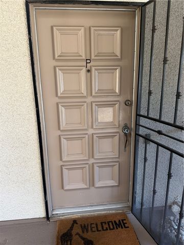 682 Via Alhambra P, Laguna Woods, CA 92637