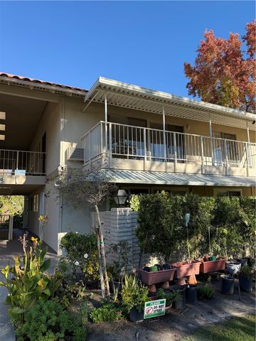 682 Via Alhambra P, Laguna Woods, CA 92637