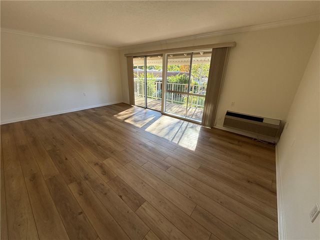 682 Via Alhambra P, Laguna Woods, CA 92637