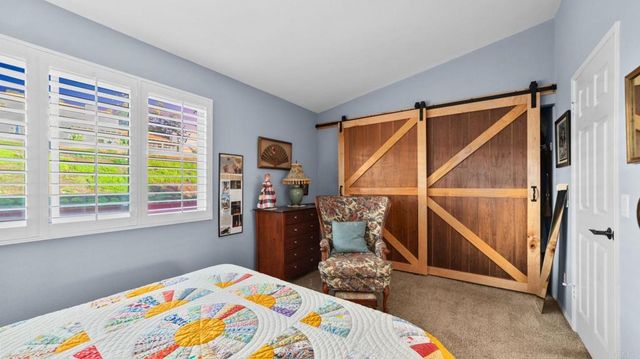 6854 MAPLE LEAF DR, Carlsbad, CA 92011