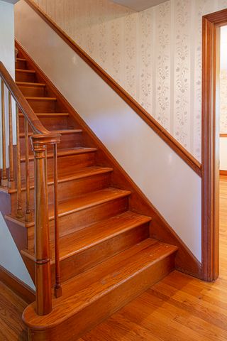 10 Dwight Street, Hatfield, MA 01038