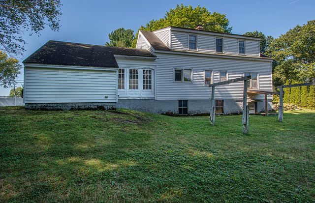 10 Dwight Street, Hatfield, MA 01038