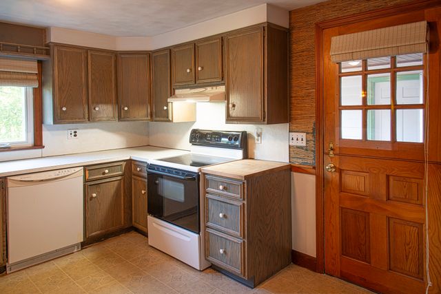 10 Dwight Street, Hatfield, MA 01038