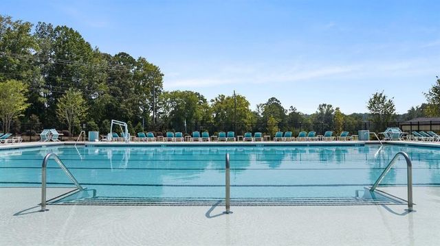 615 Dairy Drive, Stockbridge, GA 30281