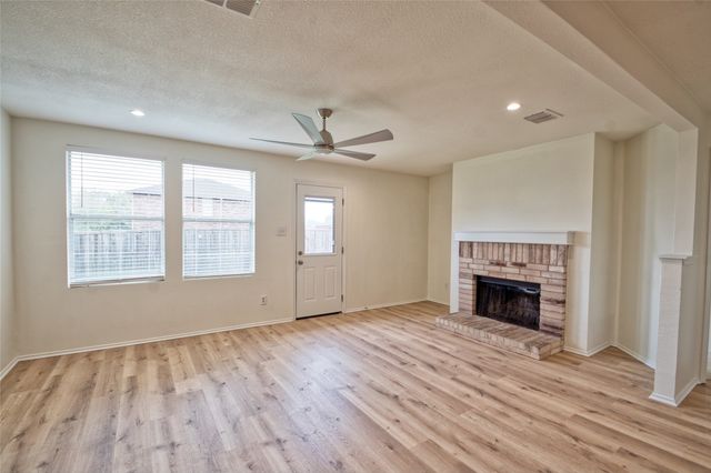 1501 Fieldstone Drive, Little Elm, TX 75068