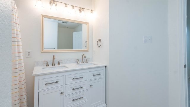 1501 Fieldstone Drive, Little Elm, TX 75068
