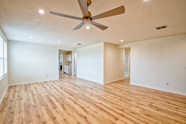 1501 Fieldstone Drive, Little Elm, TX 75068