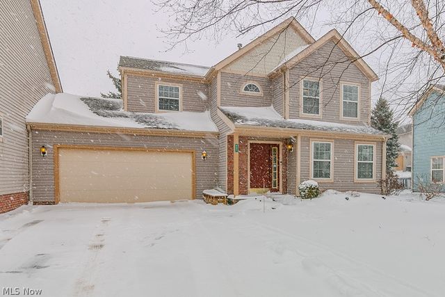8697 Kingfisher Lane, Macedonia, OH 44056