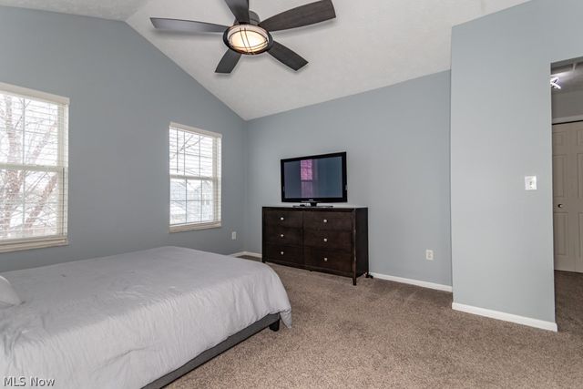 8697 Kingfisher Lane, Macedonia, OH 44056