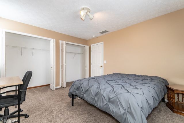 8697 Kingfisher Lane, Macedonia, OH 44056